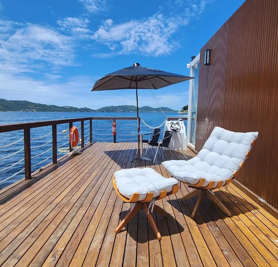 Sky Summer Summer Boat Florianópolis Πλωτό κατάλυμα