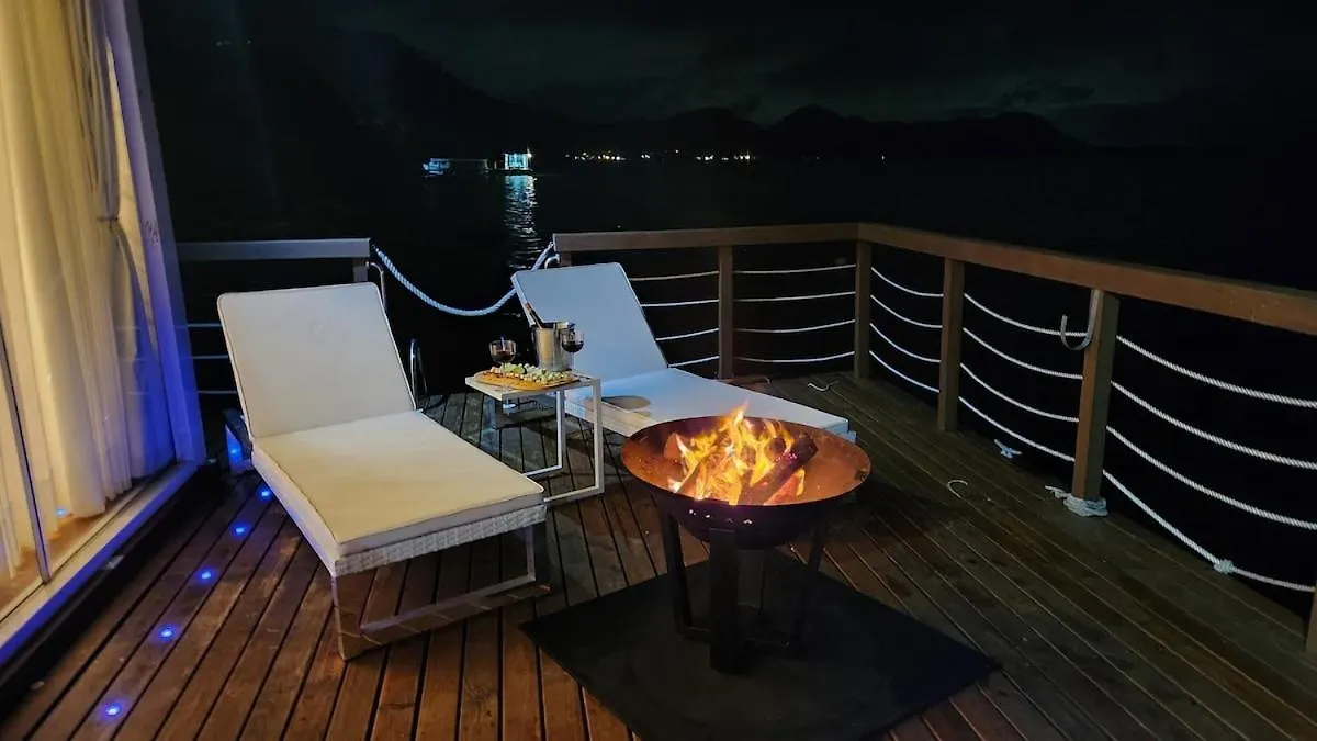 Sky Summer Summer Boat Florianópolis Hotel en barco
