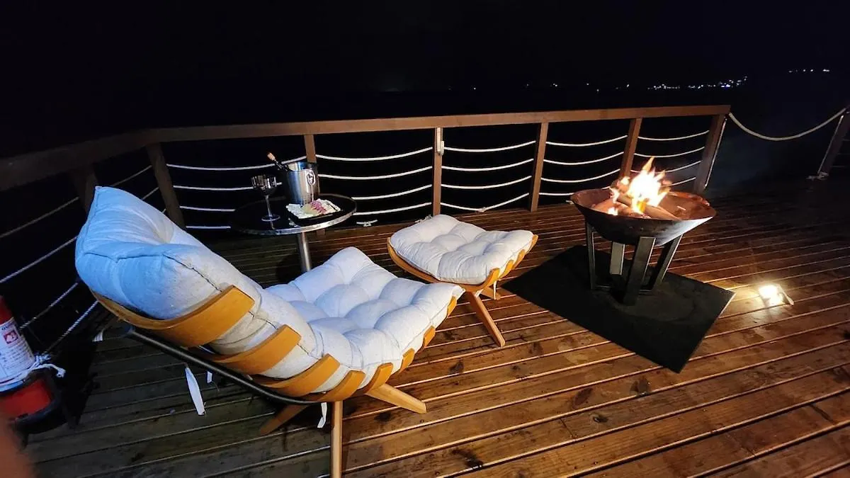 Hotel en barco Sky Summer Summer Boat Florianópolis Brasil